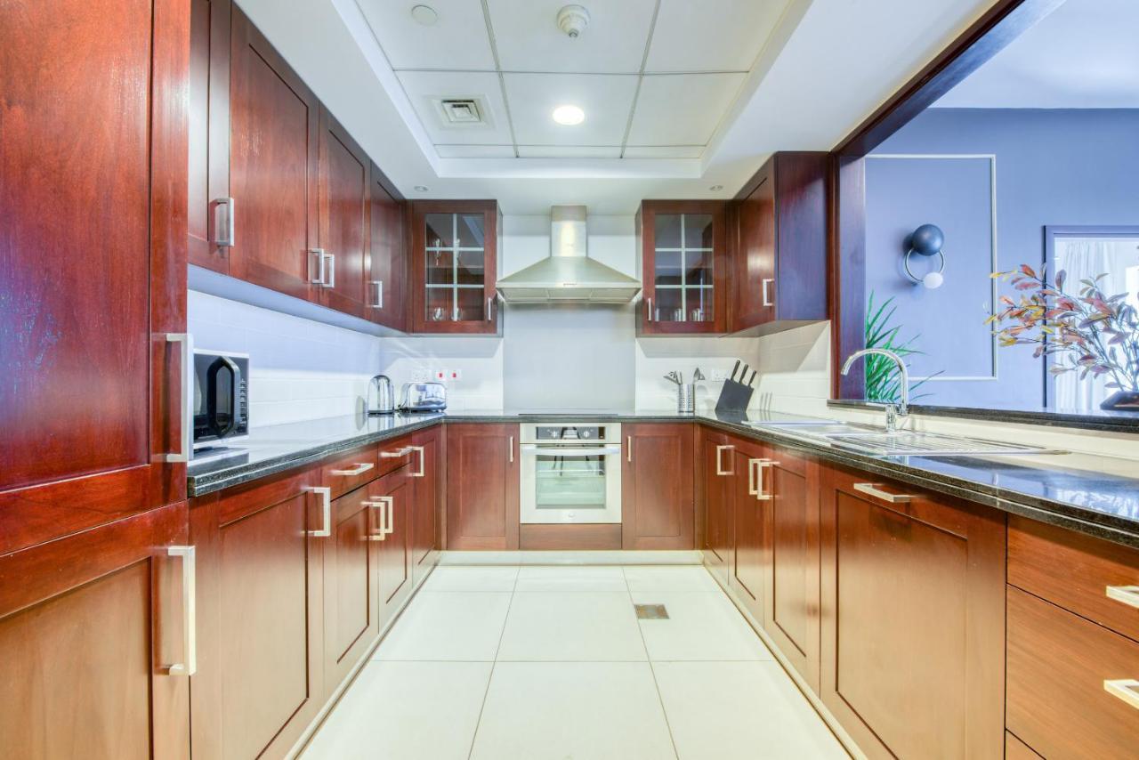 Maison Privee - Radiant Urban Retreat With Iconic Burj Khalifa Vws دبي المظهر الخارجي الصورة