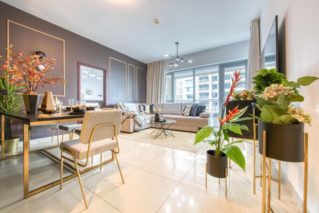 Maison Privee - Radiant Urban Retreat With Iconic Burj Khalifa Vws دبي المظهر الخارجي الصورة